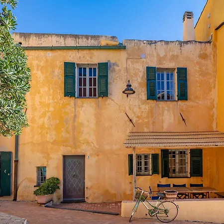 Casa Saracena Fronte Mare Varigotti