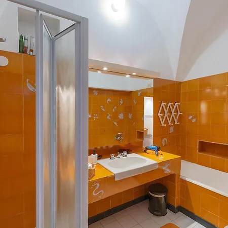 Holiday home Casa Saracena Fronte Mare