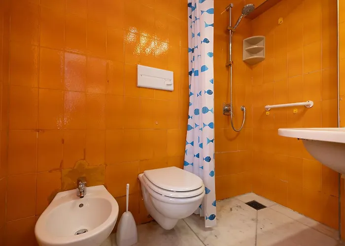 Casa Saracena Fronte Mare Tatil Evi Varigotti