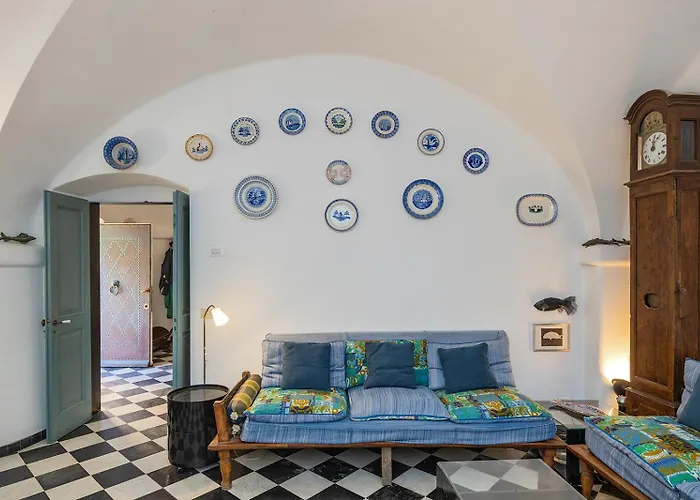 Casa Saracena Fronte Mare Tatil Evi *