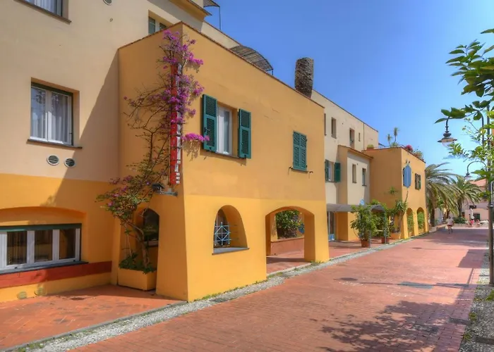 Casa Saracena Fronte Mare * Varigotti